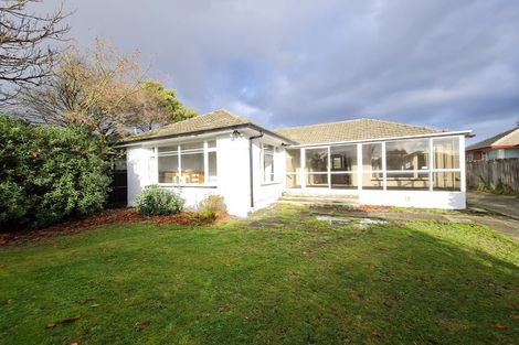 Photo of property in 60 Acacia Avenue, Upper Riccarton, Christchurch, 8041