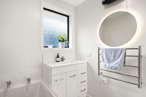 Photo of property in 46 Adderley Terrace, Ravensbourne, Dunedin, 9022