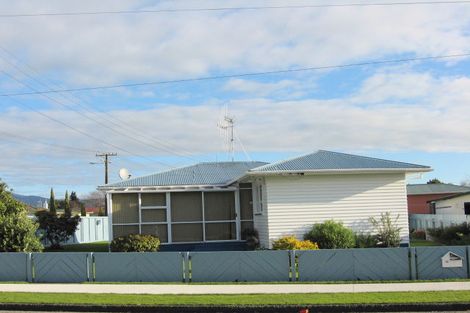 Photo of property in 16 Meadowvale Drive, Levin, 5510