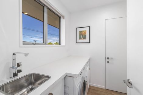 Photo of property in 12 Condell Avenue, Papanui, Christchurch, 8053