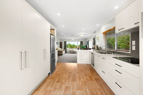 Photo of property in 56 Ayrshire Drive, Grandview Heights, Hamilton, 3200