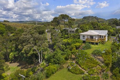 Photo of property in 92 Greenslade Road, Raglan, 3295