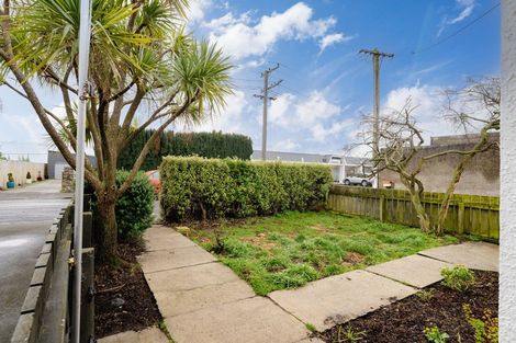 Photo of property in 37 Melbourne Street, South Dunedin, Dunedin, 9012