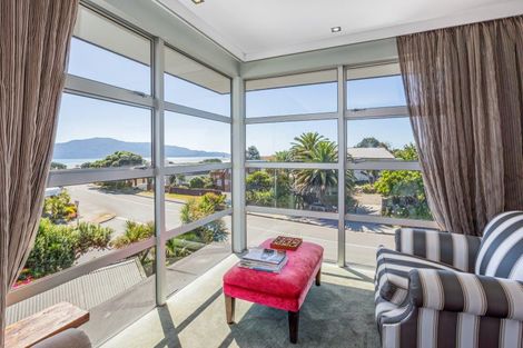 Photo of property in 3 Seaview Road, Paraparaumu Beach, Paraparaumu, 5032