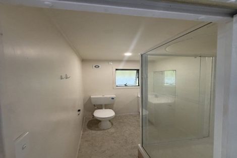 Photo of property in 14 Heather Place, Sunnynook, Auckland, 0620