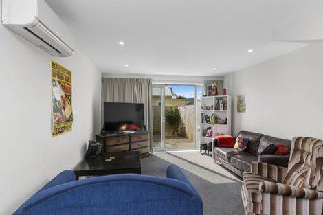 Photo of property in 3/2 Stone Street, Miramar, Wellington, 6022