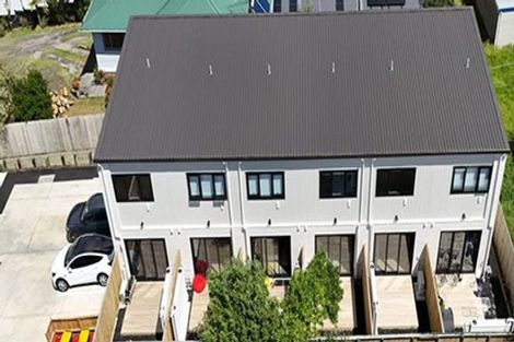 Photo of property in 7/15 Toru Street, Te Atatu Peninsula, Auckland, 0610