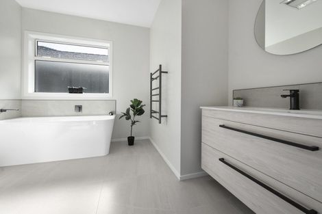 Photo of property in 5 Mckay Close, Frimley, Hastings, 4120