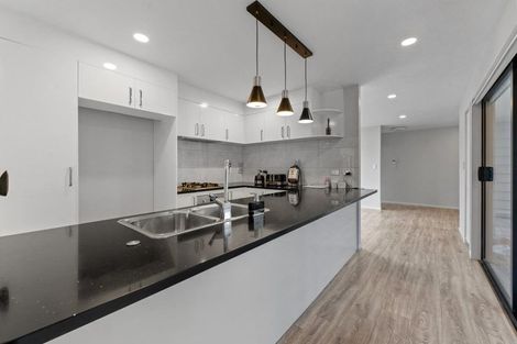 Photo of property in 49 Matata Drive, Takanini, 2112