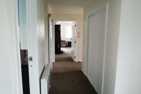 Photo of property in 25 Puketotara Street, Highlands Park, New Plymouth, 4312