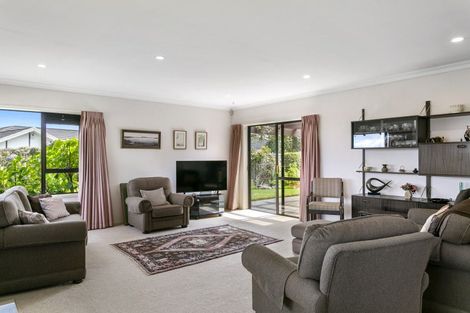 Photo of property in 80 Harvey Street, Waipahihi, Taupo, 3330
