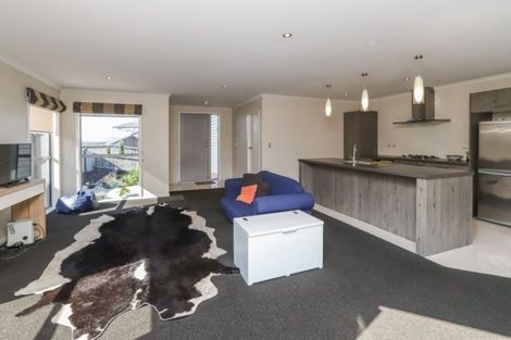 Photo of property in 18a Castleton Way, Flagstaff, Hamilton, 3210