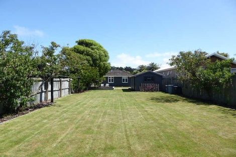 Photo of property in 341 Estuary Road, South New Brighton, Christchurch, 8062