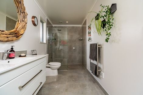 Photo of property in 14 Riverglen Road, Waipu, 0510