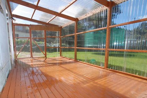 Photo of property in 21 Camrose Place, Glenfield, Auckland, 0629