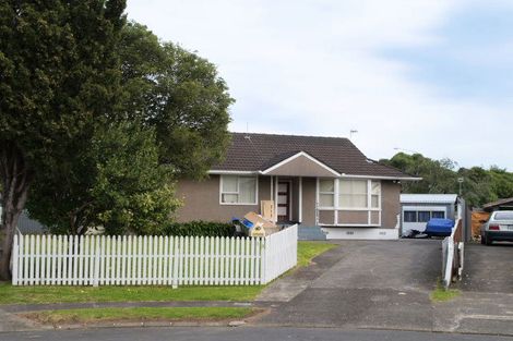 Photo of property in 13 Coptic Place, Mangere East, Auckland, 2024