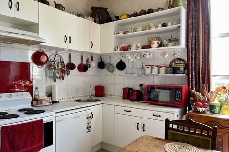 Photo of property in 30 Rhodes Street, Waimate, 7924