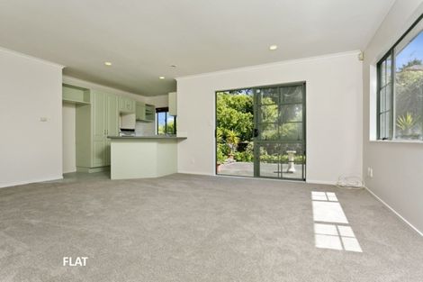 Photo of property in 26 Lorikeet Place, Unsworth Heights, Auckland, 0632
