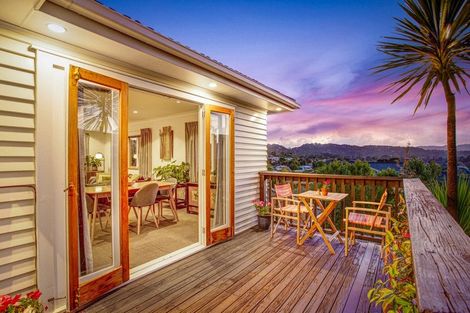 Photo of property in 235a Titirangi Road, Titirangi, Auckland, 0604