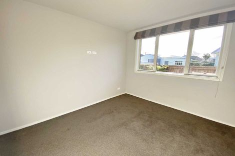 Photo of property in 33 Bellbrook Crescent, Shirley, Christchurch, 8013
