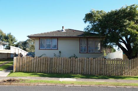 Photo of property in 90 Yates Road, Mangere East, Auckland, 2024