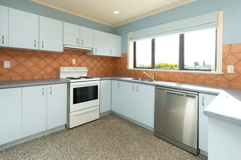 Photo of property in 6 Sundown Avenue, Manly, Whangaparaoa, 0930