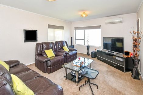 Photo of property in 1/1 Nelson Street, Papakura, 2110
