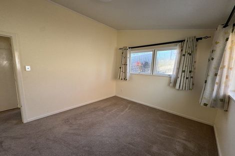 Photo of property in 575 East Coast Road, Browns Bay, Auckland, 0630