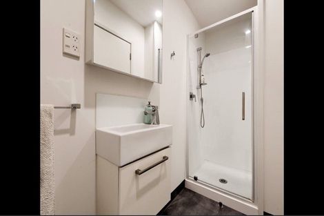 Photo of property in 301/160b Hobsonville Point Road, Hobsonville, Auckland, 0616