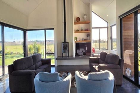 Photo of property in 48 Sherwood Road, Makikihi, Waimate, 7978