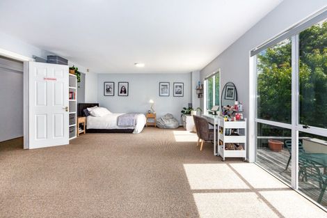 Photo of property in 24 Sailmaker Close, Whitby, Porirua, 5024