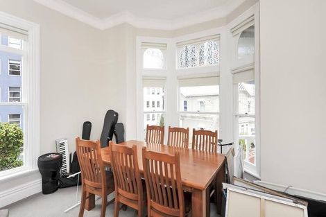 Photo of property in 23 Portland Crescent, Thorndon, Wellington, 6011