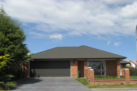 Photo of property in 5 Cobden Place, Woodend, 7610