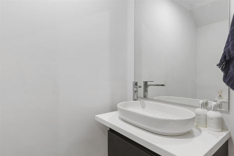 Photo of property in 9 Tawatawa Street, Long Bay, Auckland, 0630