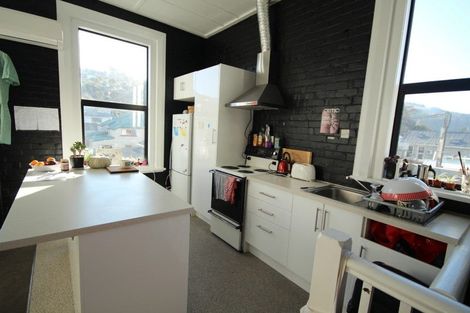 Photo of property in Residential Flat, 2 Carlyle Street, North East Valley, Dunedin, 9010