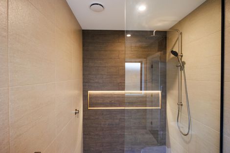 Photo of property in 26 Silicon Way, Fitzherbert, Palmerston North, 4410