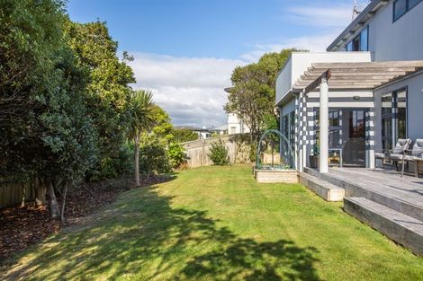 Photo of property in 22 Saint Ives Drive, Camborne, Porirua, 5026