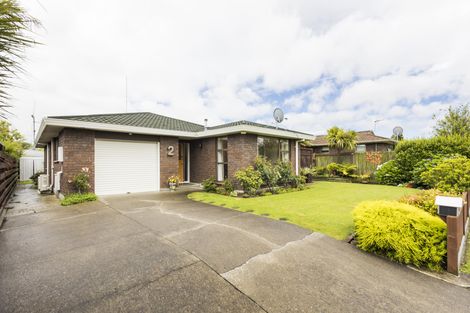 Photo of property in 2 Huhana Court, Hokowhitu, Palmerston North, 4410