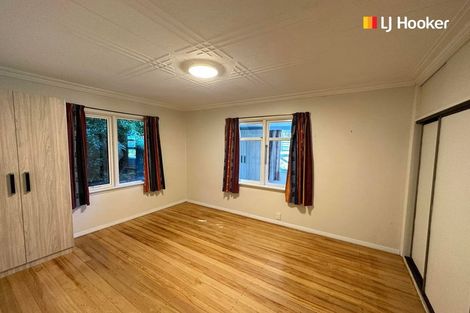 Photo of property in 15 Porterfield Street, Macandrew Bay, Dunedin, 9014