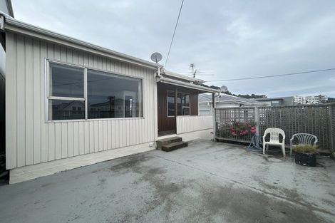 Photo of property in 79 Austin Street, Mount Victoria, Wellington, 6011