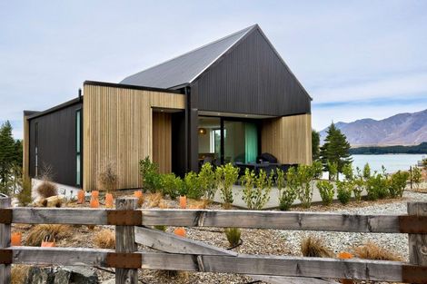 Photo of property in 16 Station Bay Rise, Lake Tekapo, 7999