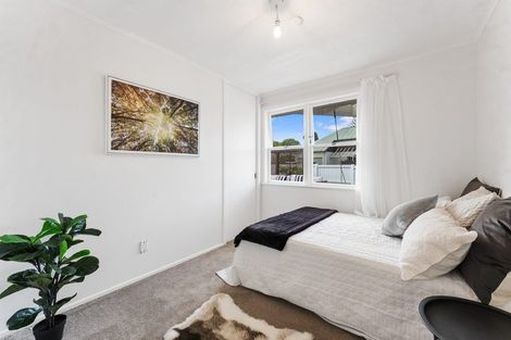Photo of property in 2 Tyne Road, Forrest Hill, Auckland, 0620
