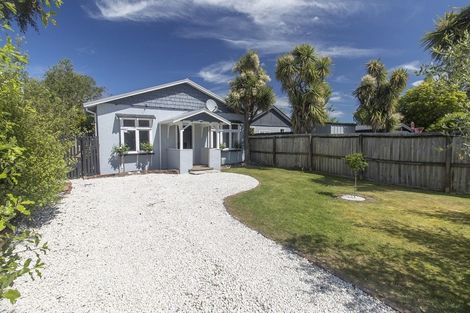 Photo of property in 21 Falcon Street, New Brighton, Christchurch, 8061