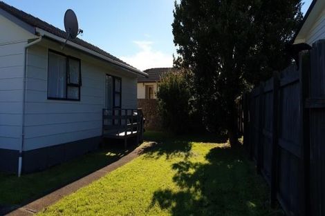 Photo of property in 2/21 Hoturoa Place, Manurewa, Auckland, 2102