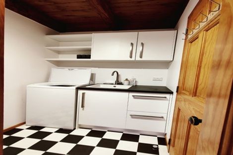 Photo of property in 70e Majoribanks Street, Mount Victoria, Wellington, 6011