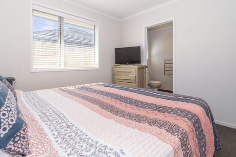 Photo of property in 6 Waipokapu Place, Opaheke, Papakura, 2113