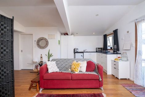 Photo of property in 84 Vigor Brown Street, Napier South, Napier, 4110