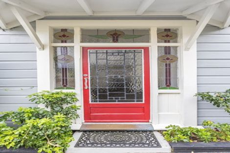 Photo of property in 26 Hawker Street, Mount Victoria, Wellington, 6011