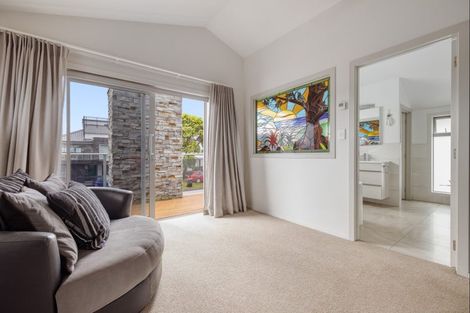Photo of property in 40 Oceanview Road, Mount Maunganui, 3116