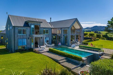 Photo of property in 11 Tamahunga Drive, Matakana, Warkworth, 0985